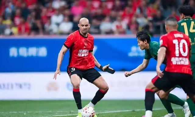 中超|米特里策缺席4轮,浙江队3负1平1球不进